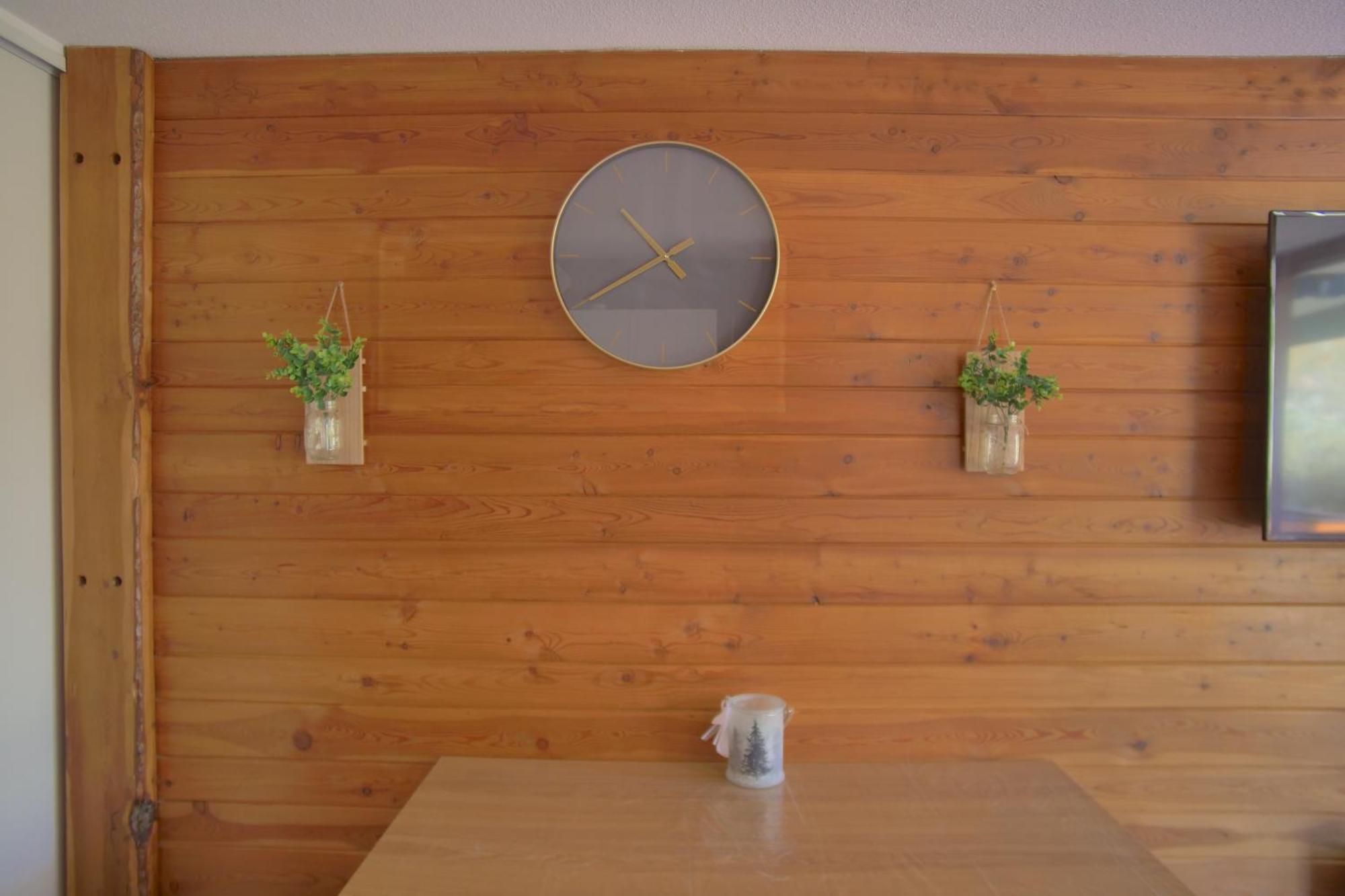 2000 Au Hameau Apartment Isola